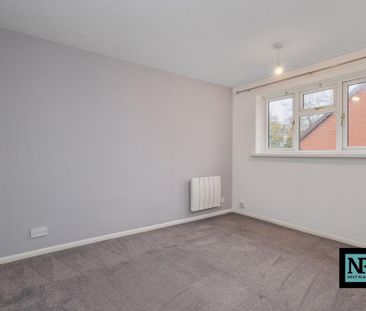 2 bedroom maisonette to rent - Photo 5