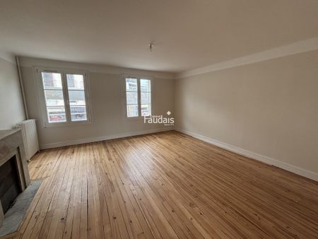 Location Appartement 6 pièces 192m² ST LO 50000 - Photo 5