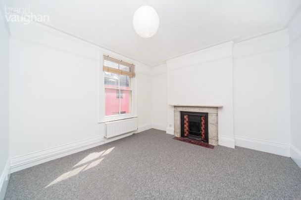 4 bedroom apartment to rent - Photo 1