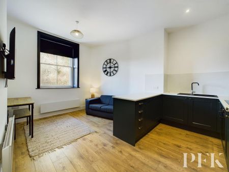 2 bedroom apartment to rent - Photo 2