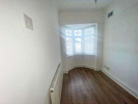 Parkside Drive, Liverpool, L12 - Photo 2