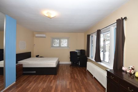 For Lease - 5373 Aurora Road, Whitchurch-Stouffville, Ontario - Photo 4