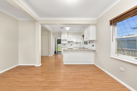 3 Bell Street, South Tamworth NSW 2340 - Photo 3