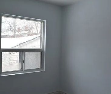 3 Strode Drive #Main upper - Photo 4