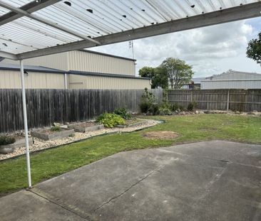 Country Town Living - Photo 3