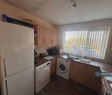 2 bedroom bungalow to rent - Photo 6