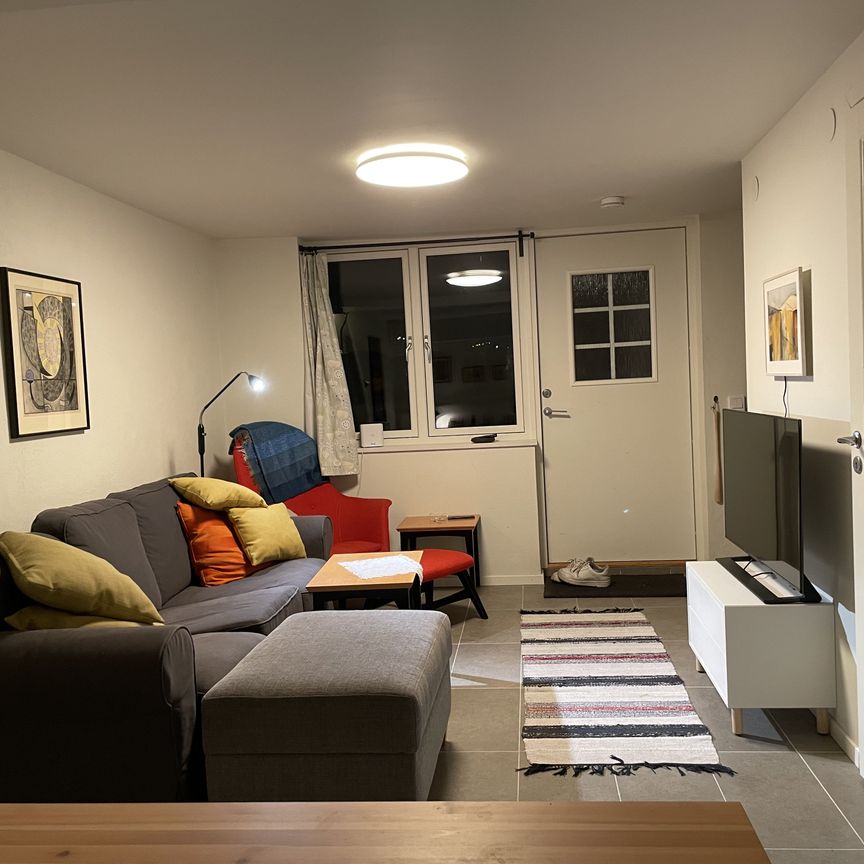 Rusthållarvägen, Bagarmossen - Foto 1