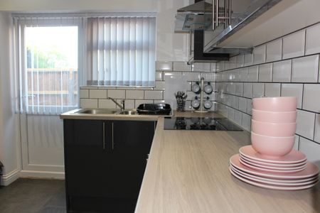 Room in a Shared House, Rodney Close, B16 - Photo 4