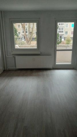 Wohnglück-individuelle 3-Zimmer-Wohnung! - Photo 2