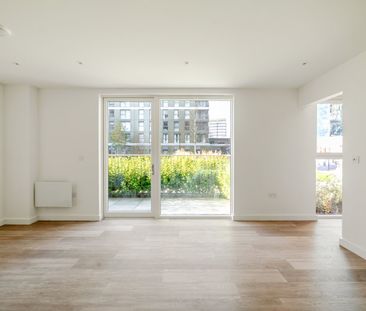 Eden Grove, Staines-upon-Thames, Surrey, TW18 - Photo 1