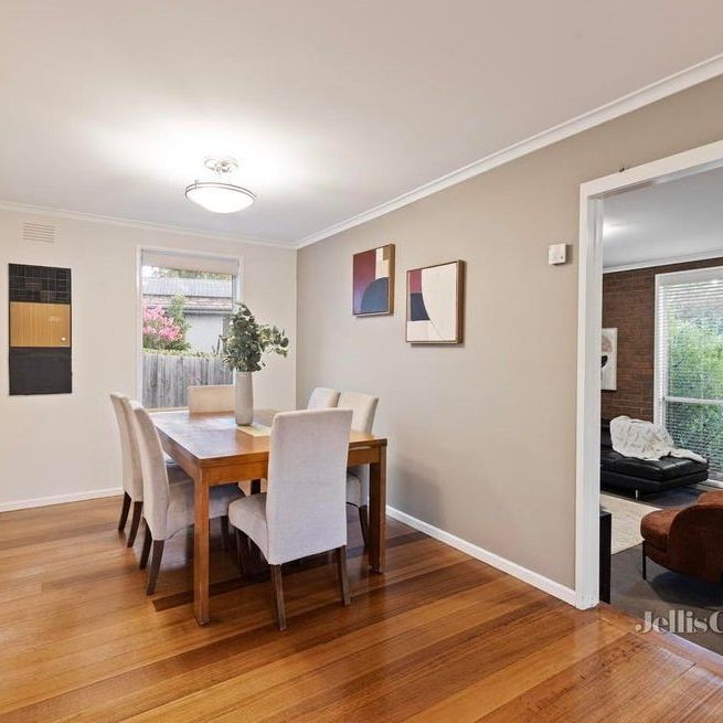 5 Smithdene Avenue, Ringwood East - Photo 1