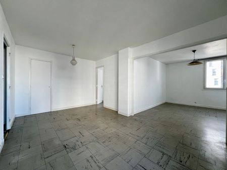 Location Appartement 4 pièces 68m² GRENOBLE 38000 - Photo 2