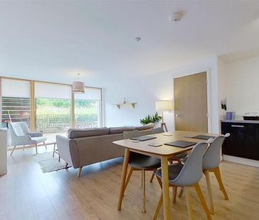 2 bedroom apartment to rent - Photo 2