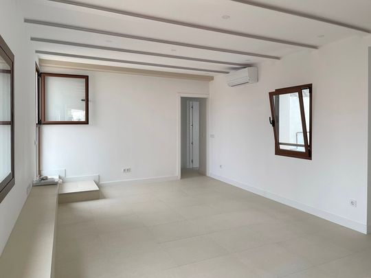 Ático en alquiler a largo plazo, Avenida Jaime III, centro de Palma, 2 dormitorios, terraza, sin amueblar - Photo 1