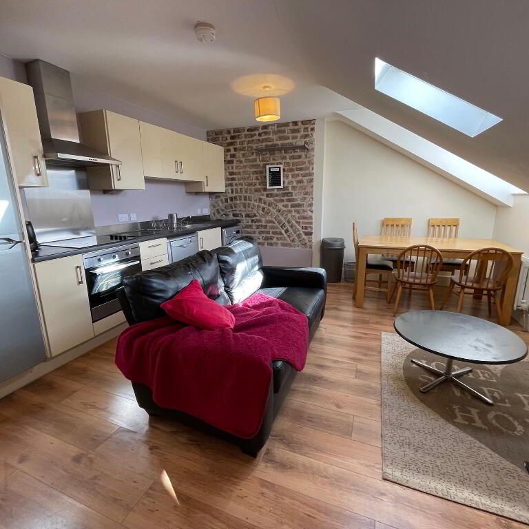 Apt 6, 6-8 Malone Avenue, Belfast, BT9 6ER - Photo 1