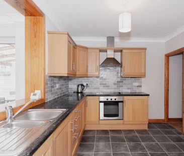 Maidenshaw Road, Epsom - Photo 1