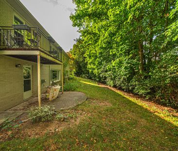 For Lease - 15 Artinger Court, Toronto, Ontario - Photo 6