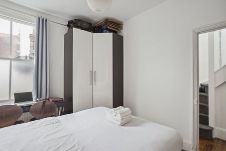 2 bedroom flat to rent - Photo 5