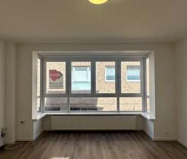 Appartement te huur in Oostende voor € 700 met 1 slaapkamer - Photo 4