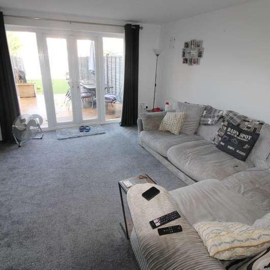 Balata Way, Staffordshire, Burton Upon Trent, DE13 - Photo 1