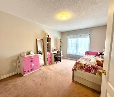 For Lease - 8 Townwood Drive Unit# 62, Richmond Hill, Ontario - Photo 4
