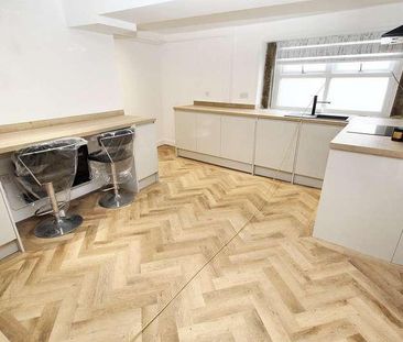 Town House Farm, Town House Road, OL15 - Photo 2