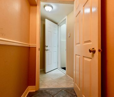 For Lease - 1627 Logandale Drive, Mississauga, Ontario - Photo 5