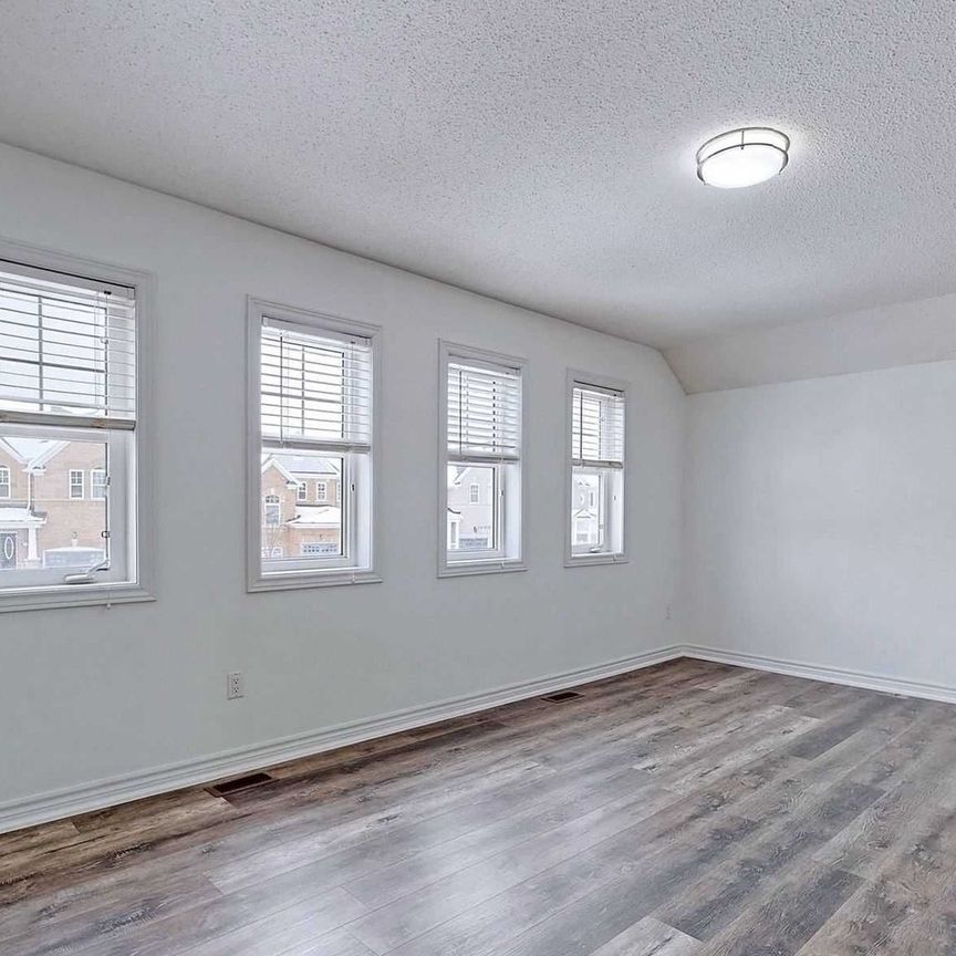 For Lease - 808 O'Reilly Crescent Unit# (MAIN + 2nd FLOOR), Shelburne, Ontario - Photo 1
