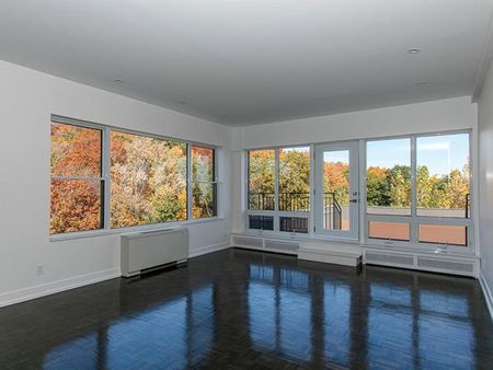 1745 Av. Cedar - Photo 2