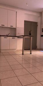 Location Appartement 2 pièces 31m² - Photo 3