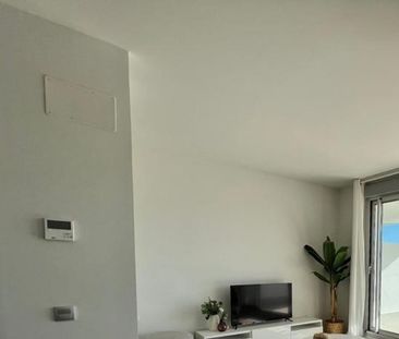 2 bedroom luxury Apartment for rent in Estepona, Andalusia - Photo 3