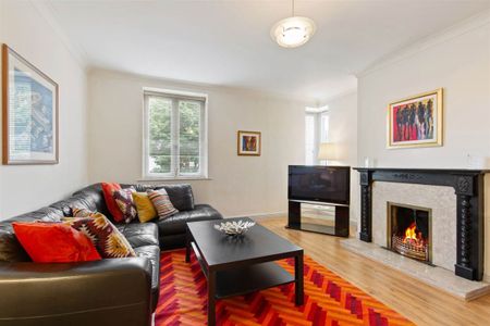 22 Earlsfort Court, Hatch Street Lower, Dublin 2, County Dublin - Photo 3