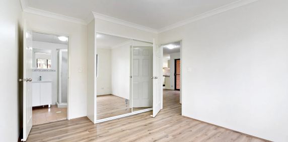 Relaxed Living with Room to Entertain - Photo 2