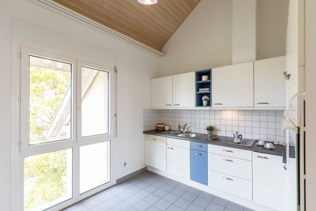 Grosszügige 4.5-Zimmerwohnung im Attikageschoss - Photo 4