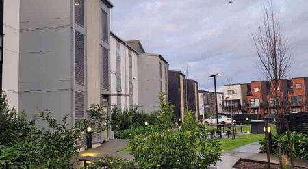 302/32 Shortfin Place, Flat Bush, Manukau City - Photo 4