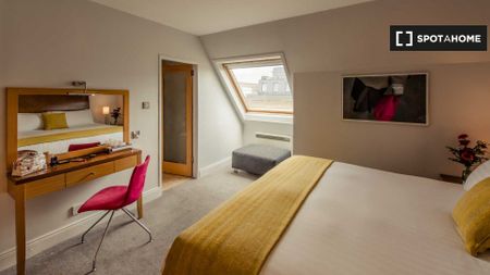 Serviced 2 Bedroom Apartment to Rent in Dublin 2 - Photo 5