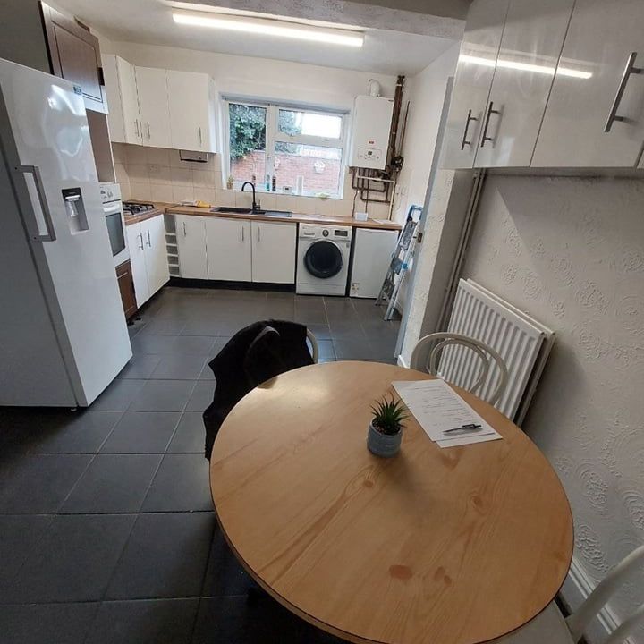 Room in a Shared House, Church Lane, CV2 - Photo 1