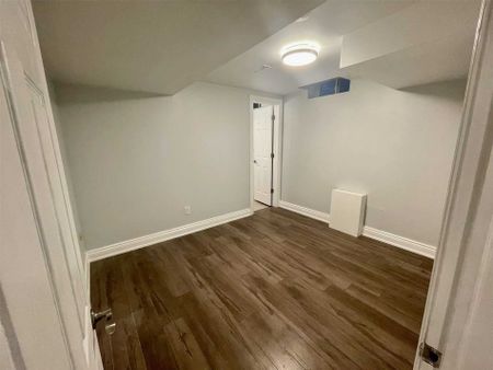 For Lease - 2366 Denvale Drive Unit# Unit B, Pickering, Ontario - Photo 4