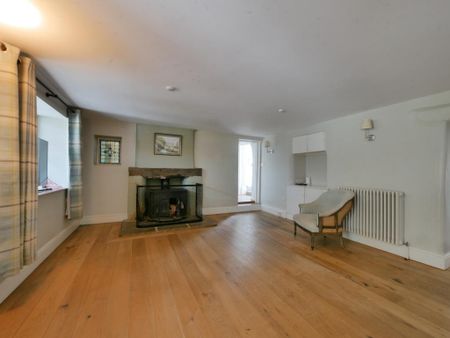 5 bedroom detached house to rent - Photo 5