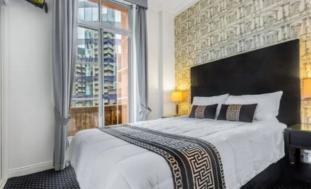 “TOP FLOOR REFURISHED HERITAGE APARTMENT in the HEART OF BRISBANE CITY” - Photo 3