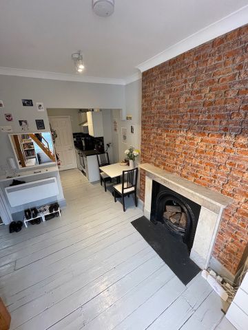 1 Bed Flat, Kentish Town Road, NW1 - Photo 2