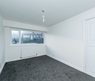 RBAOD LANE CLOSE BRAMLEY LEEDS LS13 2UD - Photo 5