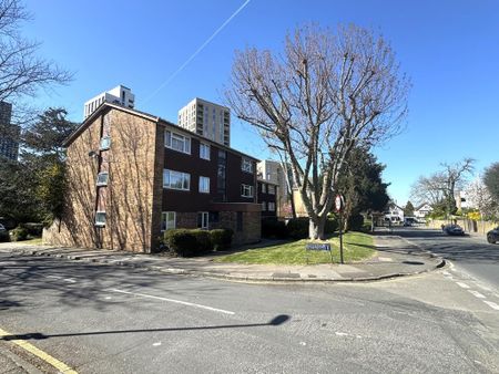 1 bedroom ground floor flat to rent - Photo 3