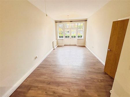 2 bedroom bungalow to rent - Photo 2