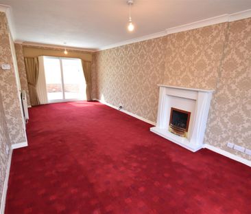 Colliery Green Drive, Little Neston - Photo 1