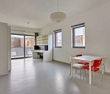 Charmante, lichtrijke studio in Leuven centrum - opp. 48m² - EPC 79 kWh/m² - Foto 2