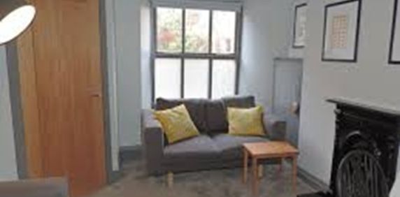 Room in a Shared House, Stratford Terrace, LS11 - Photo 2