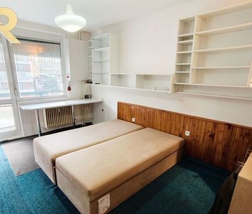 Na prenájom garsónka blízko centra mesta Trenčianske Teplice s balk... - Photo 1