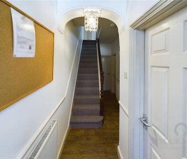1 bedroom in a house share to rent - Photo 3
