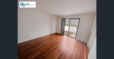 A Fusion of Lifestyle and Location – Modern 4-Bedroom Townhouse in Hoppers Crossing - Photo 2